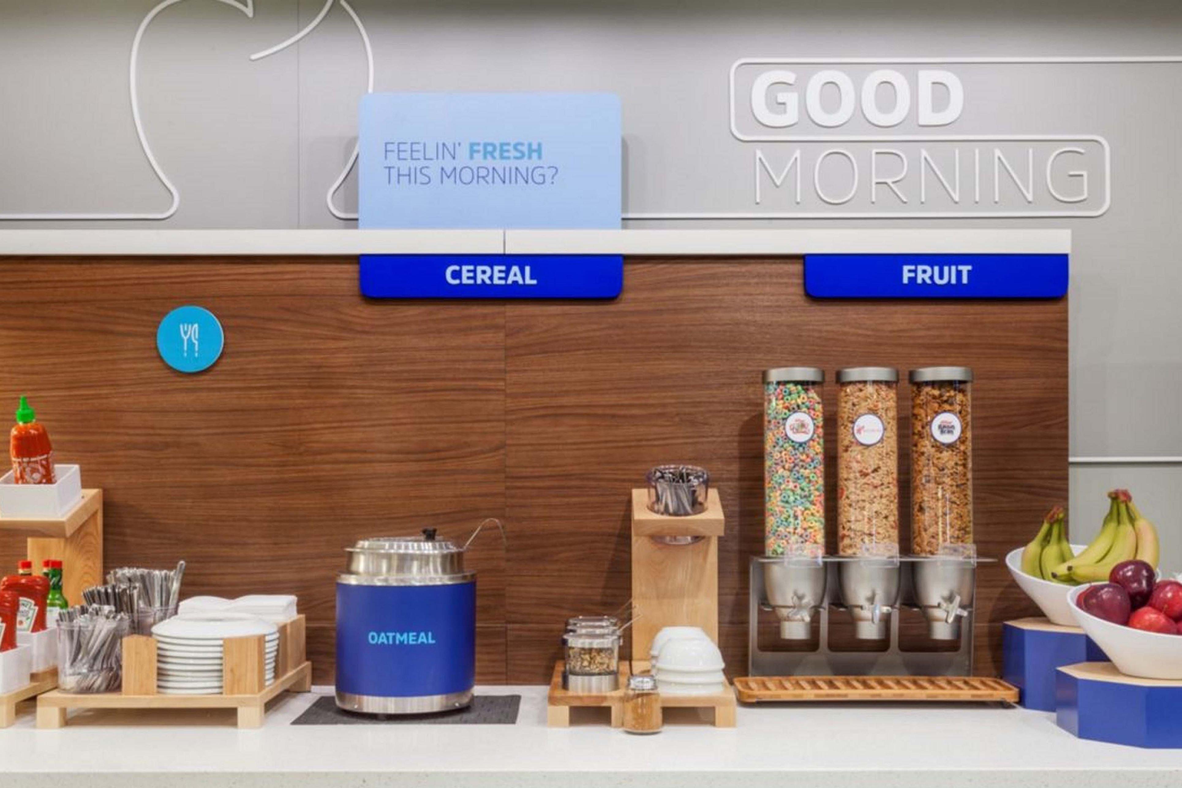 Holiday Inn Express & Suites Eureka By Ihg Ngoại thất bức ảnh